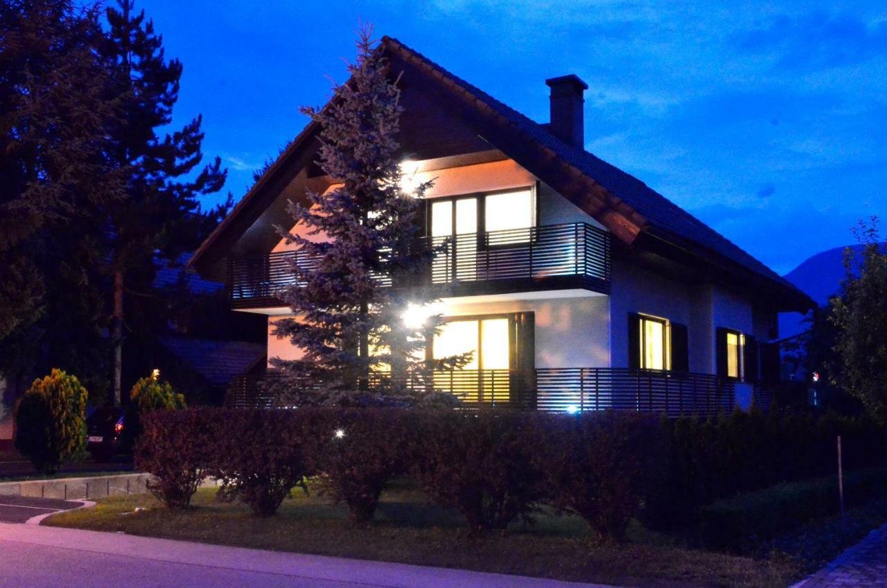 Apartment Galerija Radovljica Ngoại thất bức ảnh